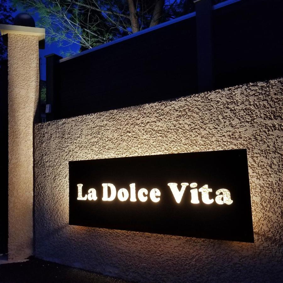 La Dolce Vita - Studio Dans Propriete Avec Piscine Montpeyroux  Zewnętrze zdjęcie